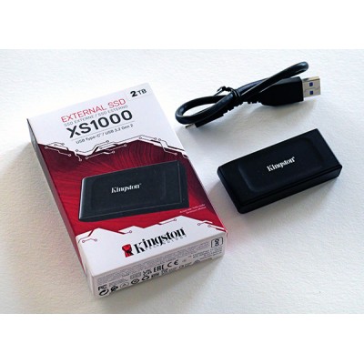 2 TB EXTERNAL SSD kINGSTON  XS1000 
